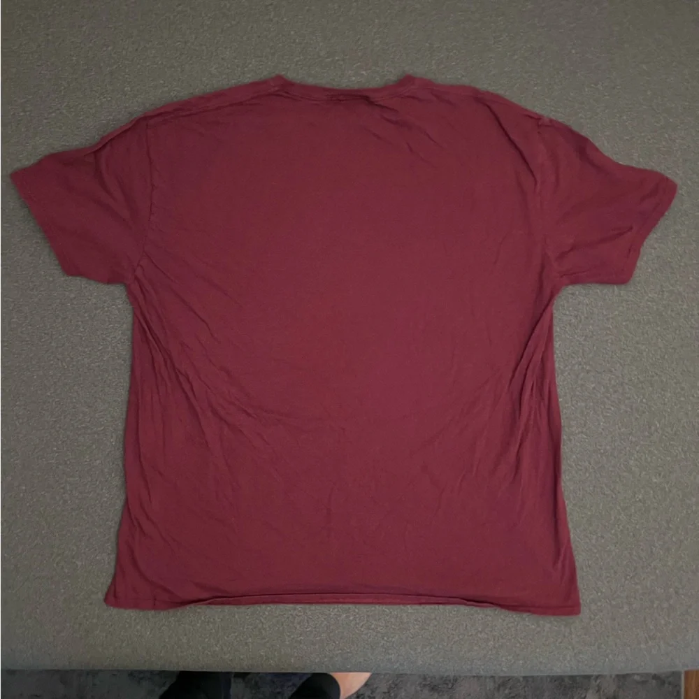 Harry Potter Gryffindor short sleeve Tee. Size XXL - Picture 2 of 6